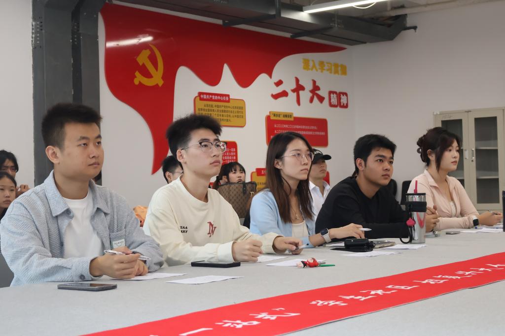 学校开展2023-2024年“优秀社团”答辩工作